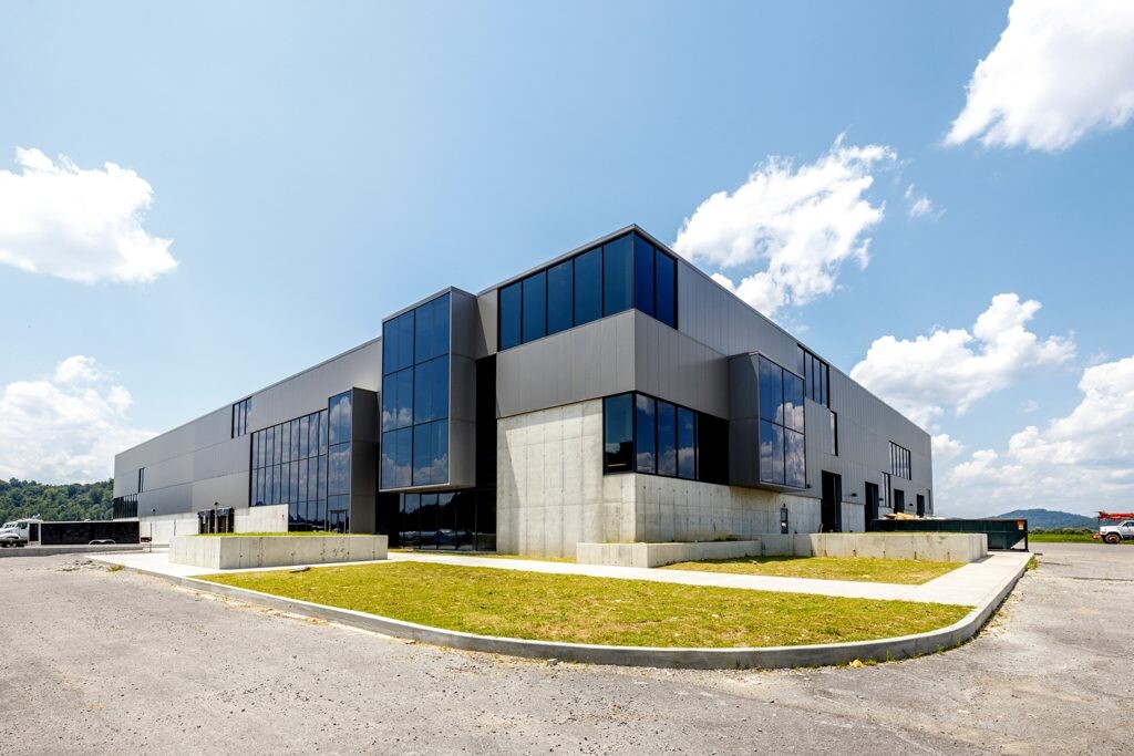 Silver Liner Spec Building